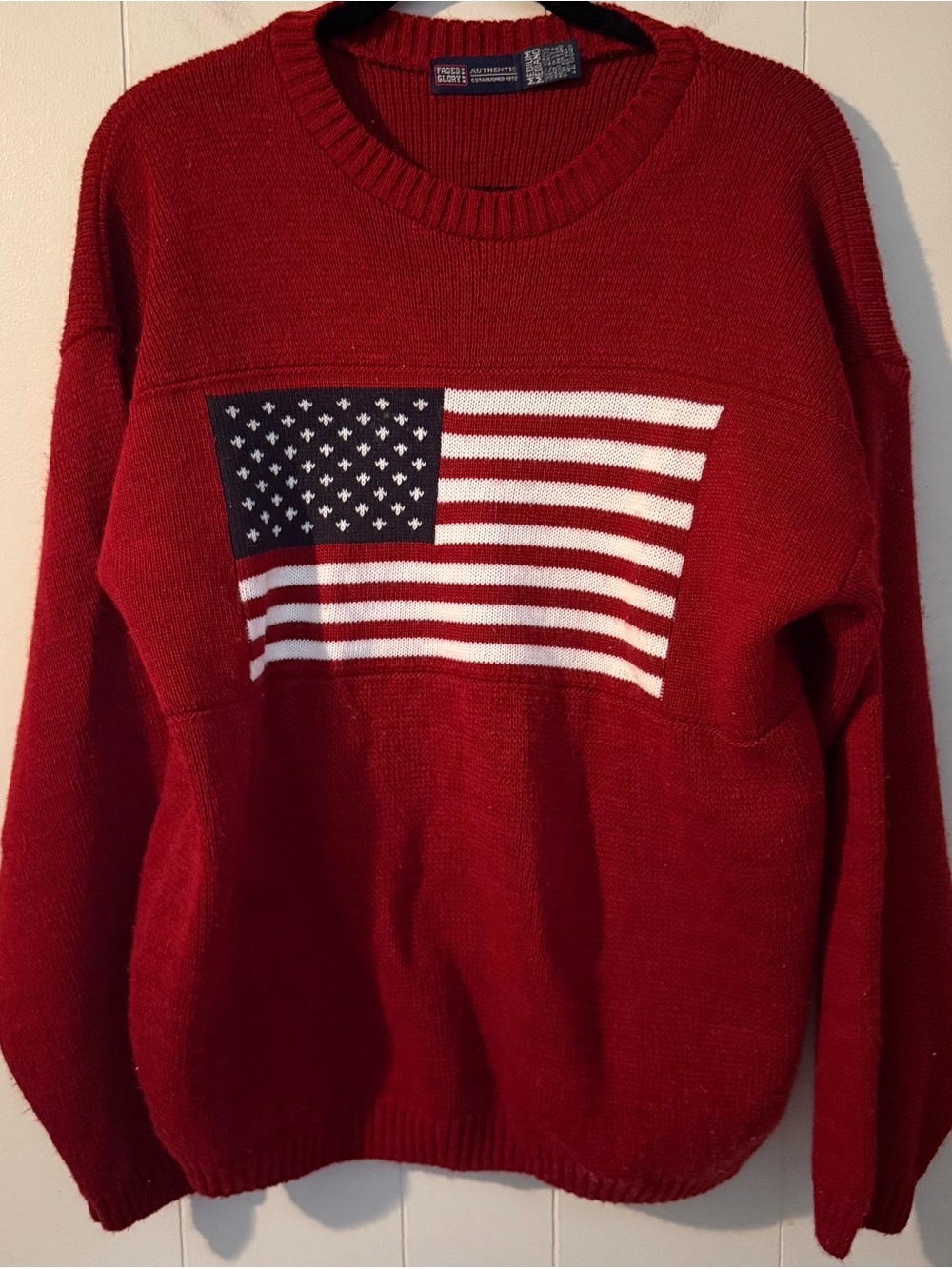 Faded Glory Red Crewneck Sweater with Flag Motif